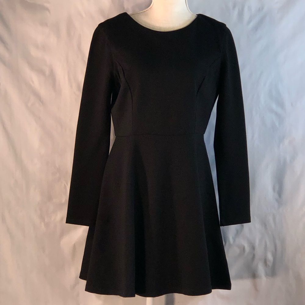 Lulu’s Black Knit Long Sleeve Skater Skirt Fit and Flare Dress L👍
